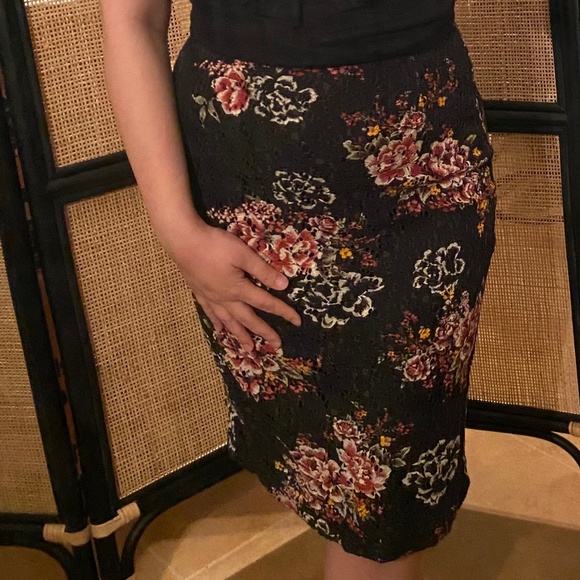 ZARA - Picture 2 of 5